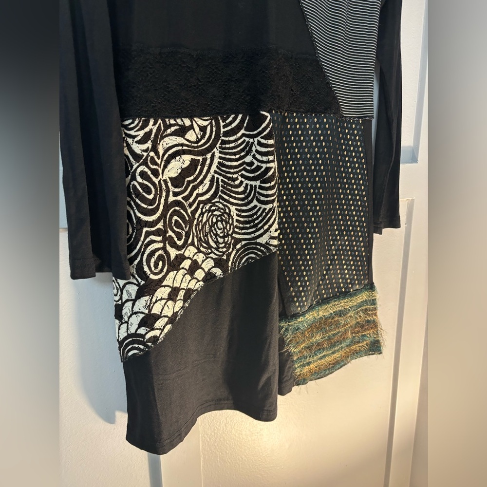 NWT Patchwork Design Long Sleeve Dress - Picture 4 of 8